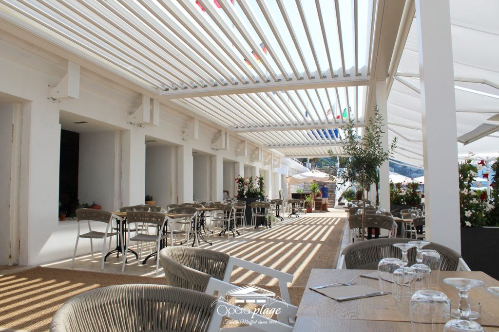 Opera Beach in Nice : Private beach and restaurant on the seafront